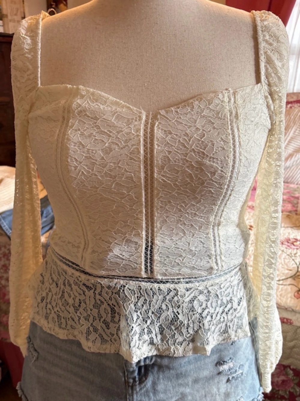 Mind Code Cream Lace Corset-Style Peplum Camisole